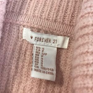 Forever 21 Sweaters - Forever 21 off the shoulder sweater Forever 21 Sweaters - Forever 21 off the shoulder sweater